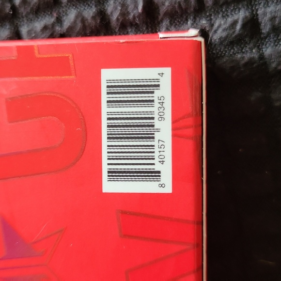 Jeffree Star Cosmetics Cavity Skin Frost Highlighter Pallette - Picture 5 of 5